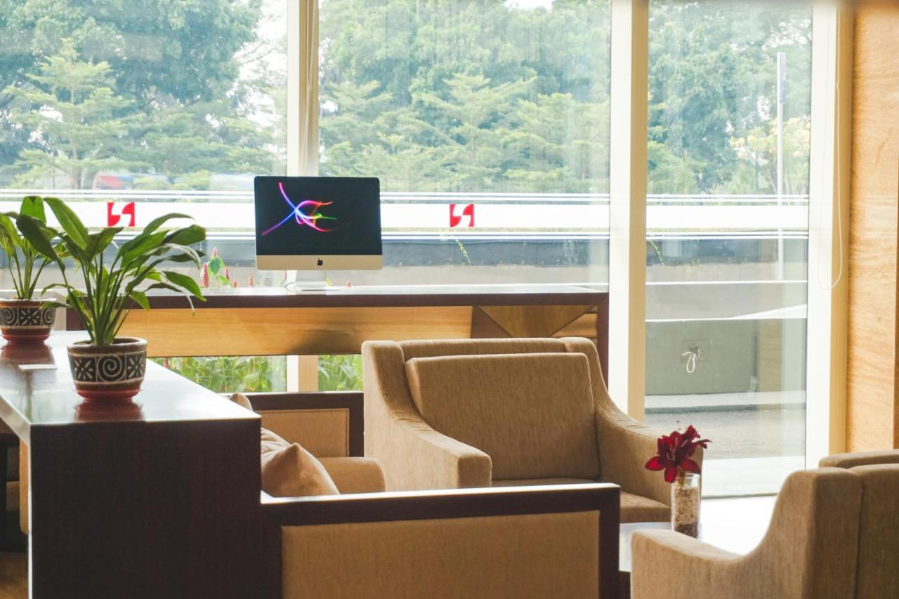 Swiss-Belcourt Serpong Zewnętrze zdjęcie