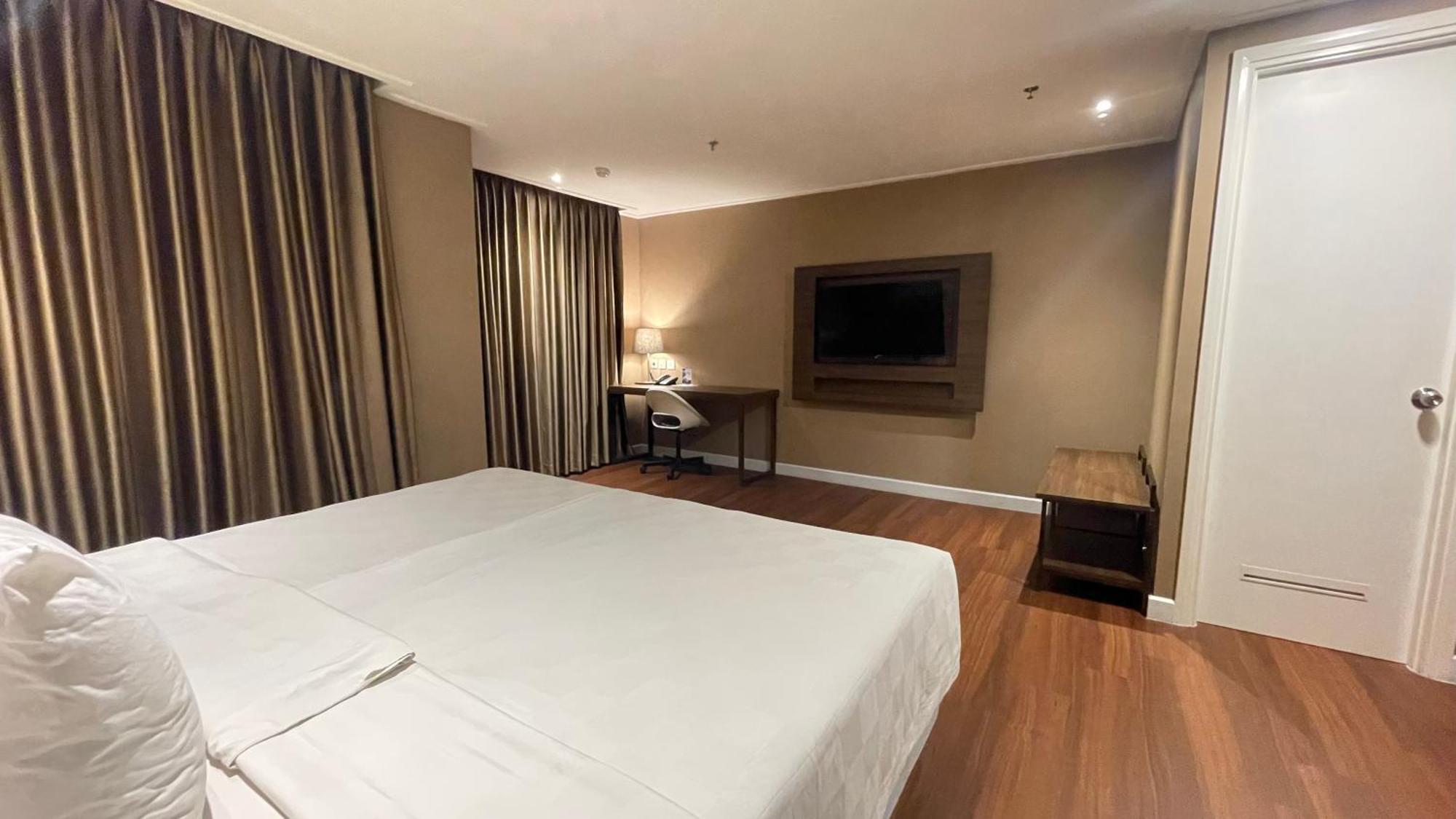 Swiss-Belcourt Serpong Zewnętrze zdjęcie